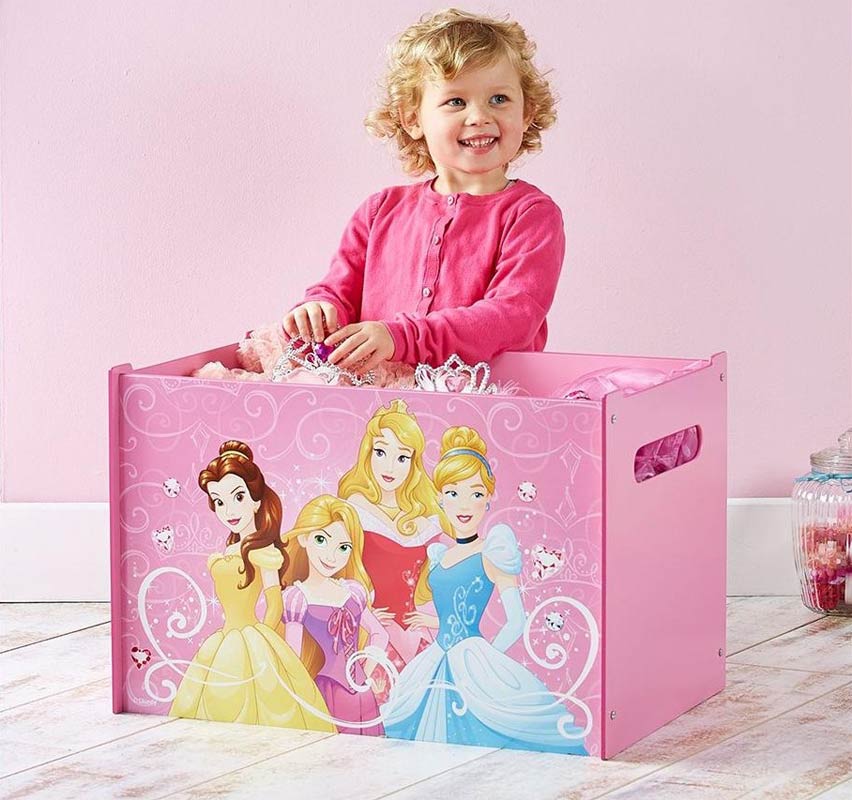 cufar-jucarii-fetite