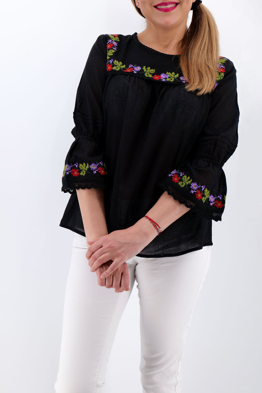 Ie din panza de bumbac cu broderie&nbsp;florala